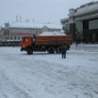 Пензенский драмтеатр проводит работу по уборке снега
